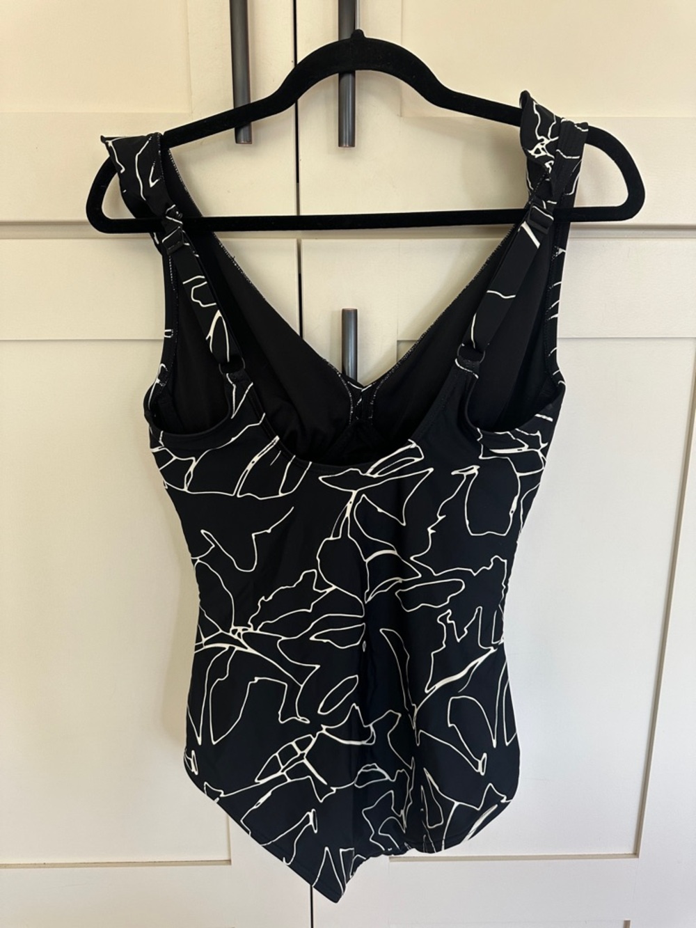DKNY Ruffle Plunge Neck One Piece Swimsuit - Picture 4 of 16
